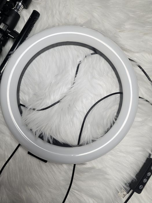 Lampa pierścieniowa