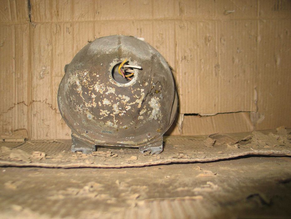 lampa przod reflektor kosz vw lt 1 I 75-86r. oryginal hella
