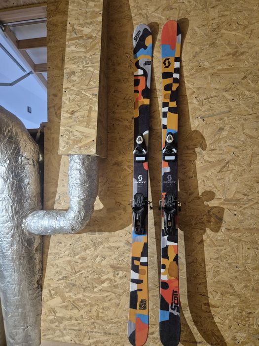 Narty freestyle Scott jib 168cm super stan