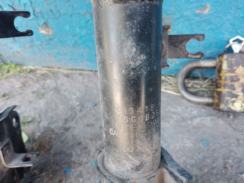 Продам стойки Каяба.