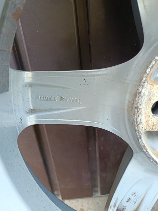 Felgi 17" Ford . Volvo. Opony Gratis