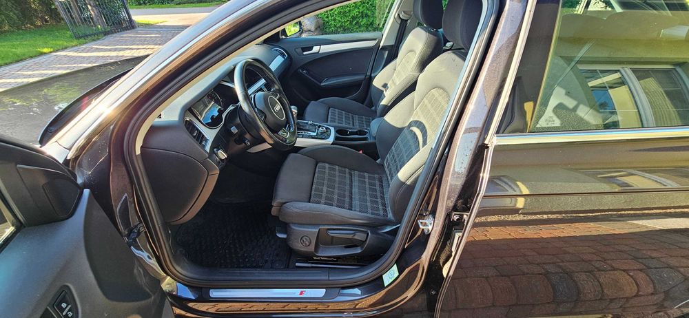 Audi a4 b8 2.0tdi Avant 2015r