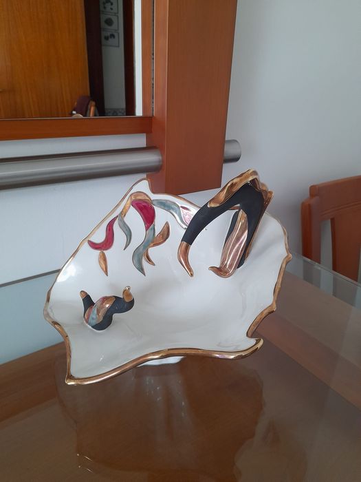 Centro de mesa com pouco uso428623760815575040