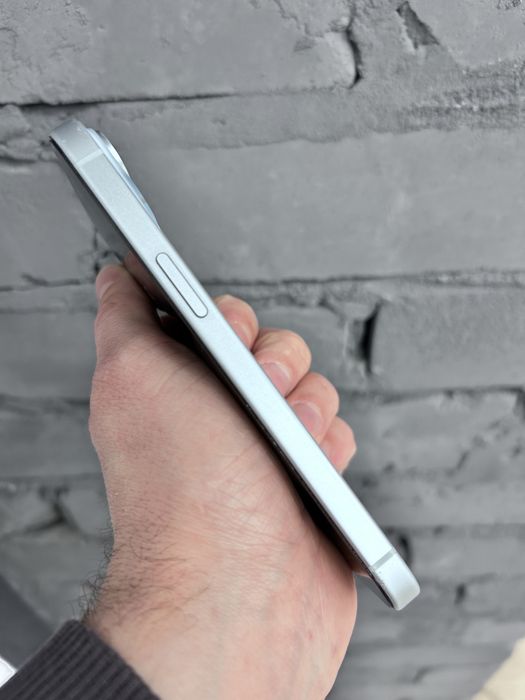 Apple iPhone 15 128Gb  100% айфон