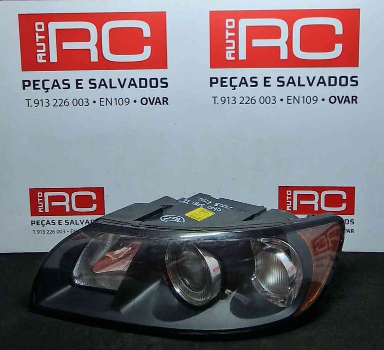 Ótica / Farol Esquerdo 30698873LH - VOLVO S40 II