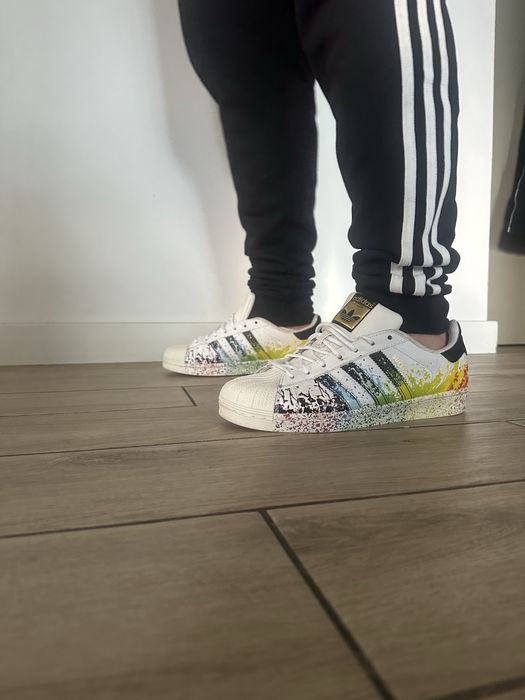Adidas Superstar Pride Shoes White Black Multi-Color Rainbow 42 roz.