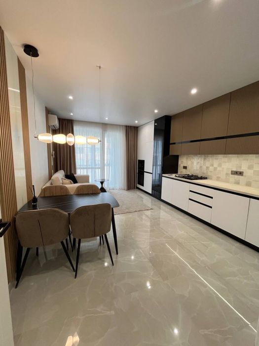 Оренда 2к квартири в ЖК Софіївка вул. Угорська