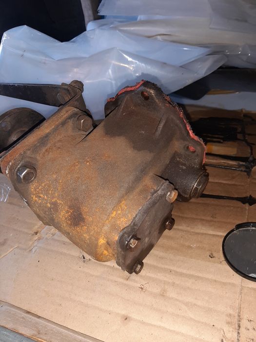 Роздатка.  Вал відбору потужності