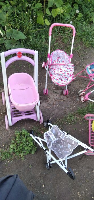 Детская игрушечная коляска