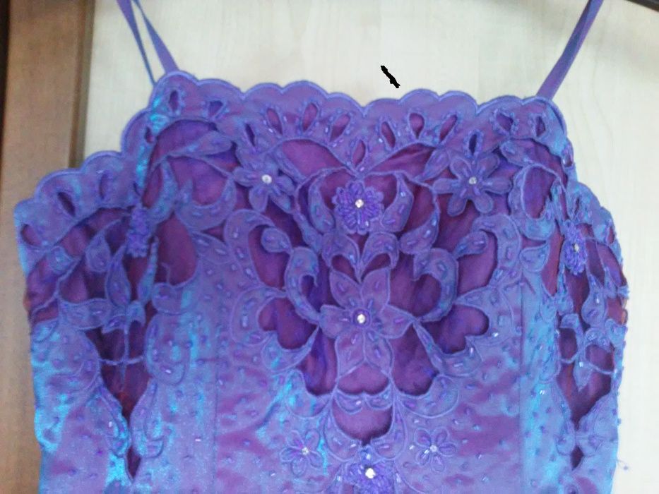 sukienka z szalem na  studniówkę, wesele roz. 32/34 mieniąca się