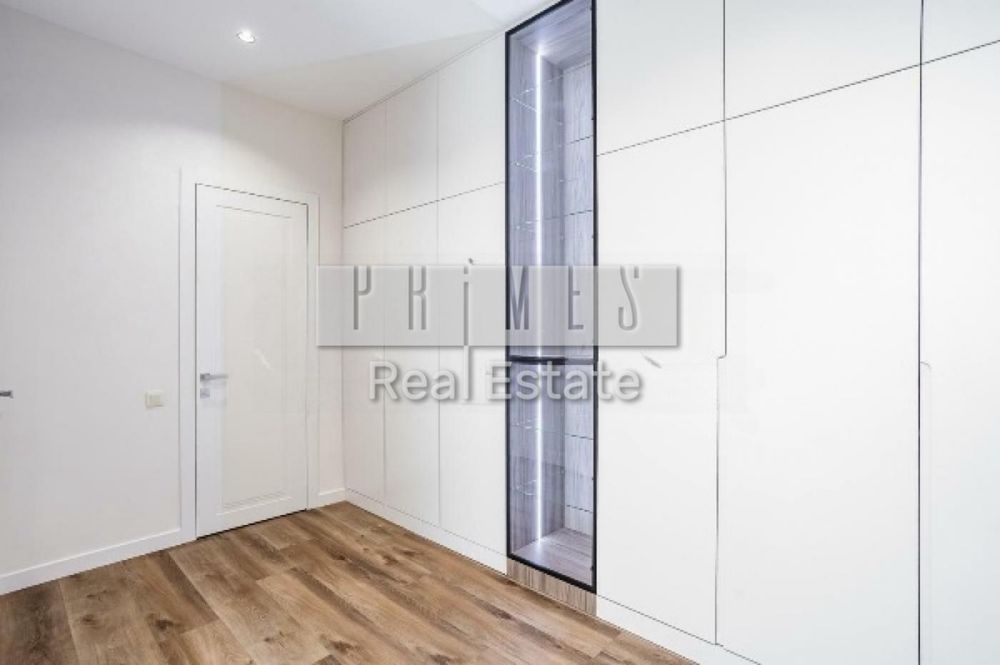 Продаж будинку Лісники, новий ремонт. Газ. Стіни-цегла.