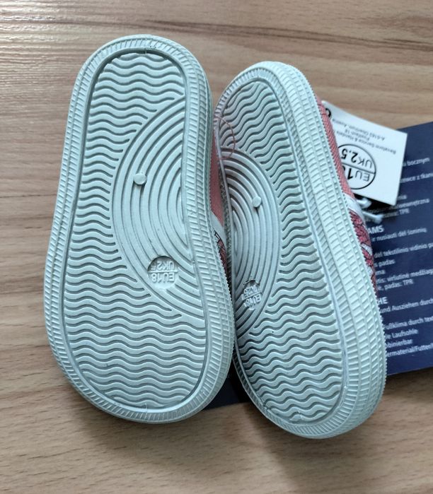 Buty / Buciki / Trampki / Tenisówki niemowlęce Lupilu - rozmiar 18