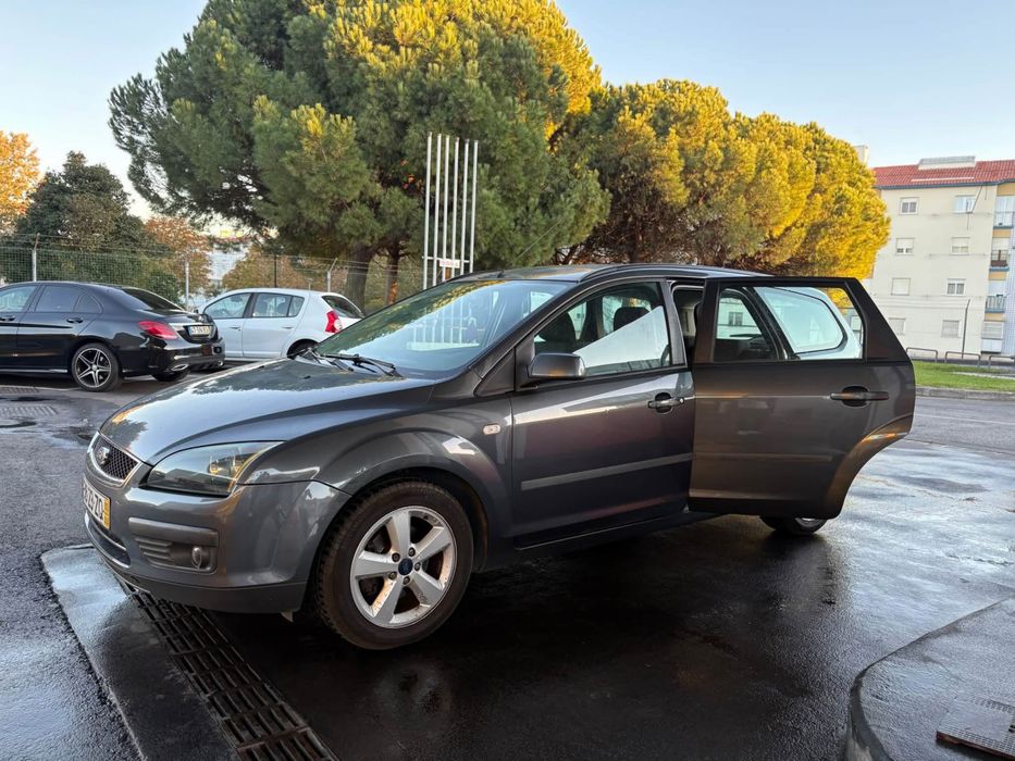 Ford focus 1.6 TDCi como nova !!