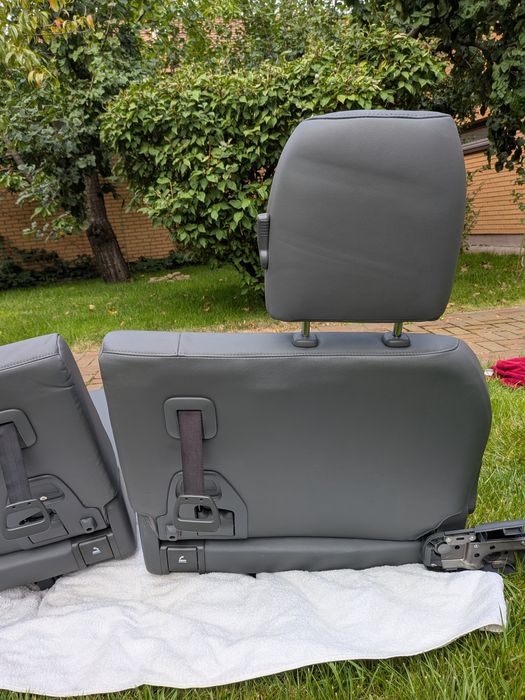 Сідушки 3й ряд з Lexus land cruiser