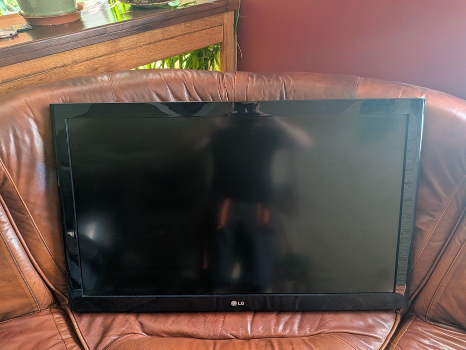 Telewizor LG 42LD550