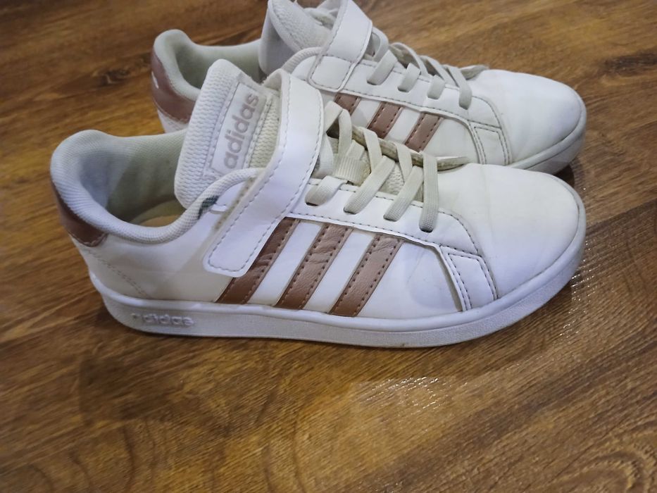 Buty dziewczęce adidas