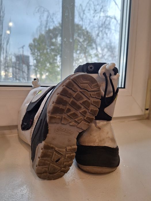 Теплі дитячі чоботи на вовні (розмір 20-21)