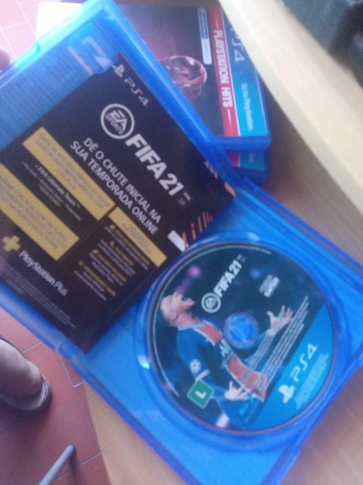 Jogo ps4 FIFA 21, gran turismo sports, uncharted legado perdido