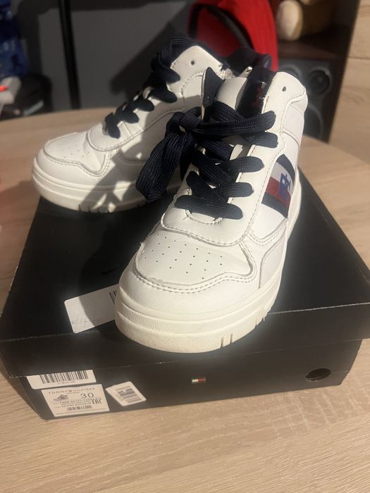 Buty unisex Tommy Hilfiger rozm 30
