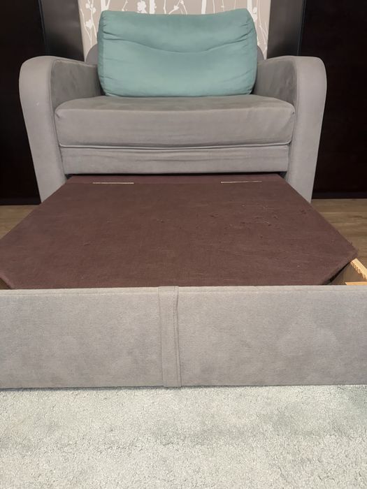 Розкладне крісло