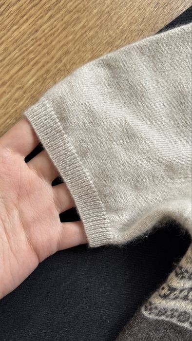 Кашемірова футболка max mara