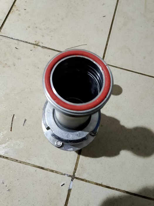 Zawór do zbiornika mleka – stal nierdzewna