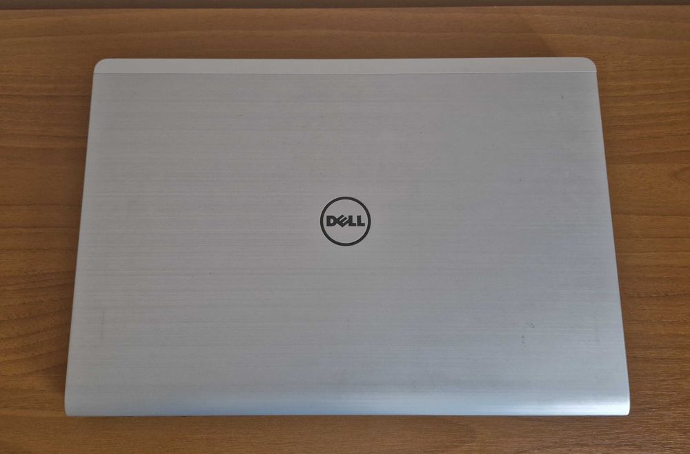 Ноутбук DELL Inspiron 17 5748 / "17,3"