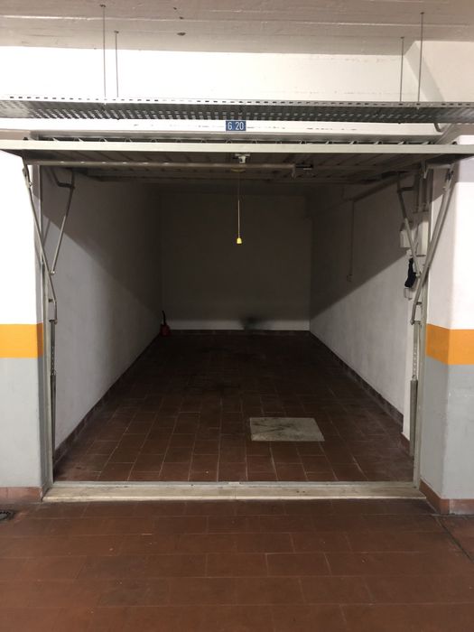 Garagem fechada / Box - 1 carro