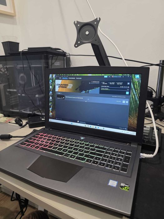 Portatil clevo com i7 8750h + gtx 1070 16gb ram ddr 2400mhz ssd250gb + hdd 1tb