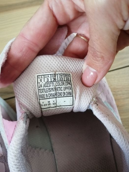 Sneakersy skechers 36