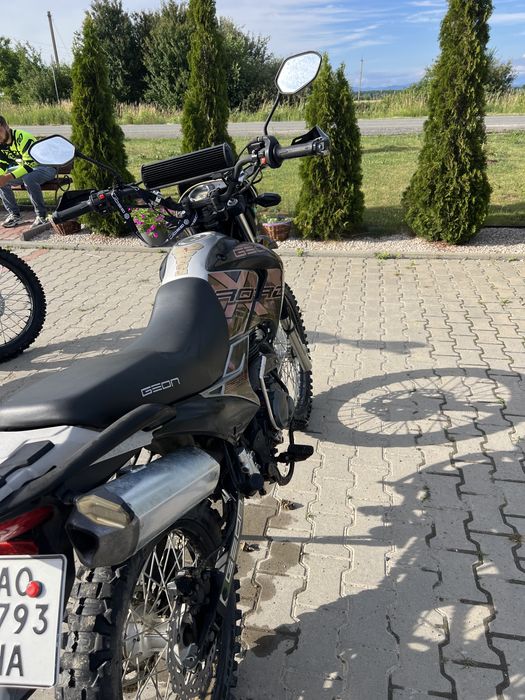 Geon X-road 250