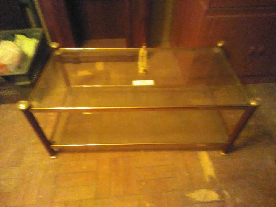Mesa de Centro Clássica em Latão / Dourada com Dois Tampos de Vidro