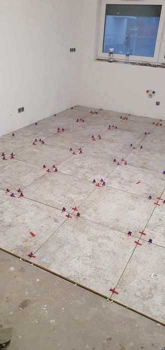 Glazurnik !! Układanie płytek. Remont łazienki !!!