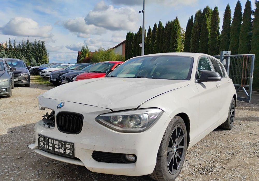 BMW Seria 1 2015r, 2.0 Diesel. Uszkodzony prawy przód. Jeździ.