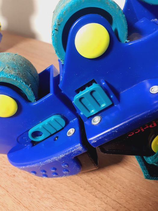 Regulowane rolki dla dzieci Fisher Price lata 90 Vintage