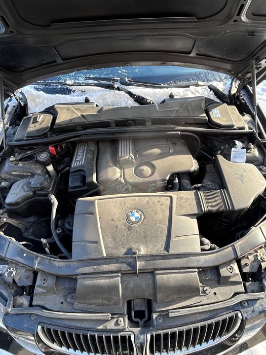 BMW E91 320i uszkodzony silnik