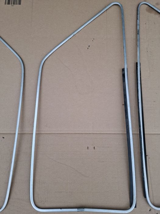 Aluminiowe ramki szyb drzwi Fiat 126p Maluch