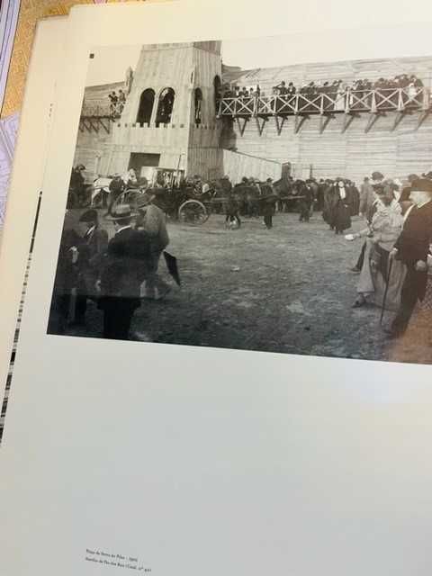 No Tempo das Touradas de esplêndida corrida a tradição repudiada