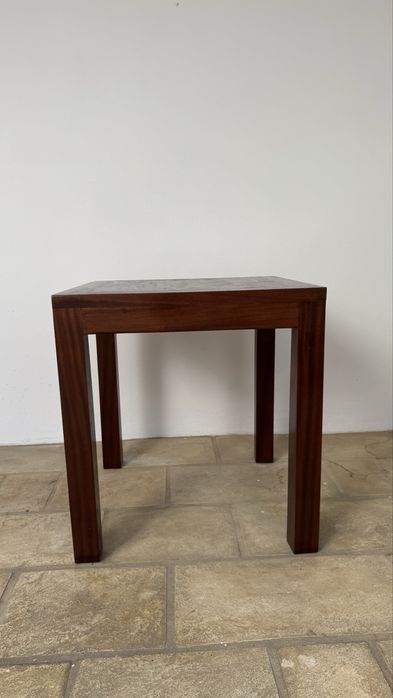 Mesa em Madeira Maciça Restaurada | 70 x 70 cm