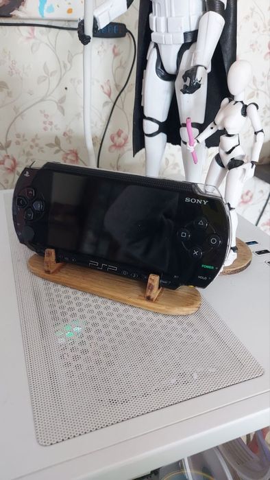 Игровая приставка psp