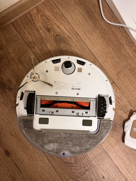 Продам робот пылесос Xiaomi Robot Vacuum X10