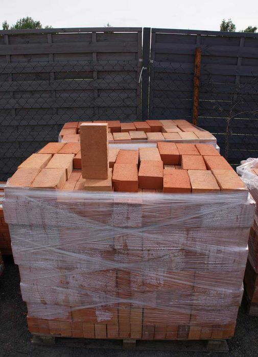 Cegła czerwona pełna klasa 200 sztuka skład budowlany