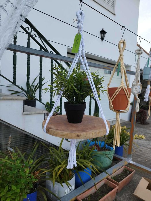 Suporte para Plantas em Macramé