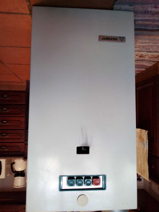 Esquentador junker gas natural e solar