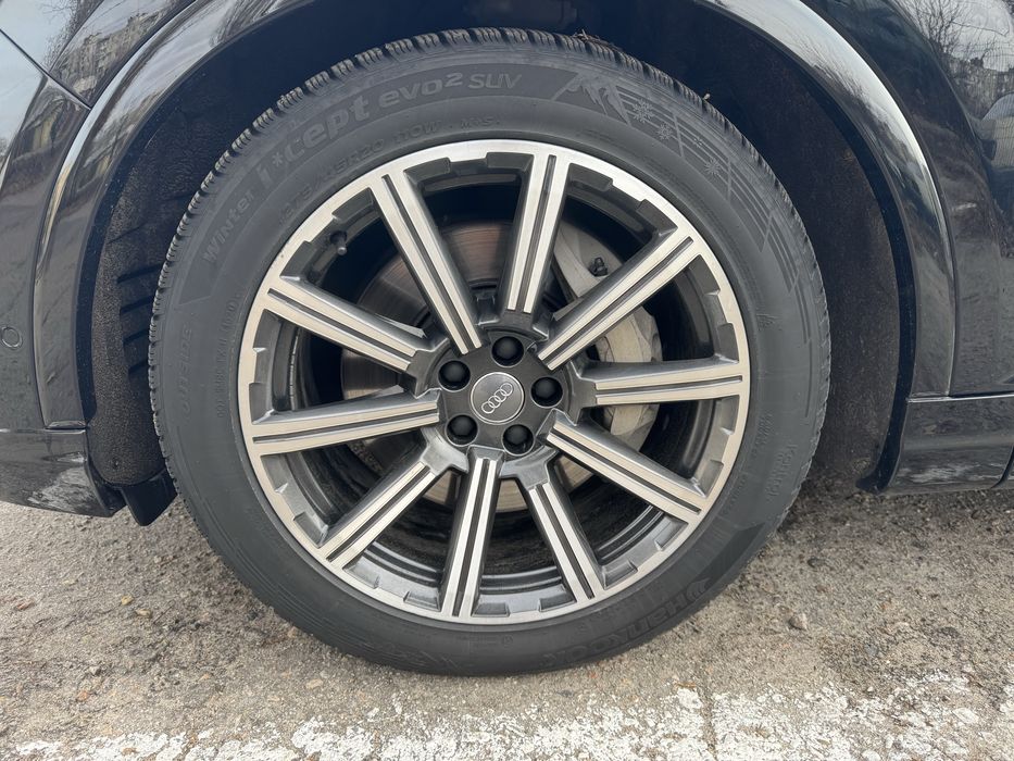 Диски Audi Q7 4M R20 5x112 9.0Jx20H2 ET33 4M0601025AD