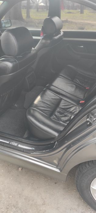 Продам BMW е39.М54.2.2