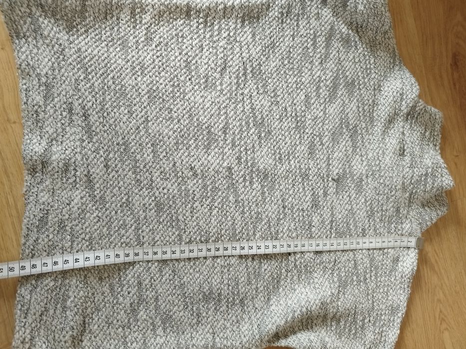 Swetr 122 128 cm 7 / 8 lat