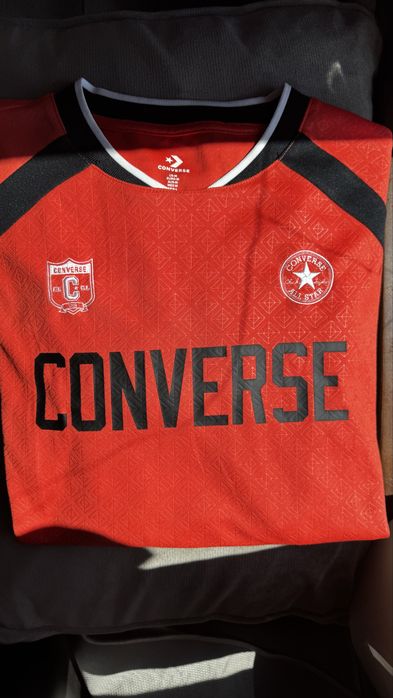 Футболка Converse у футбольному стилі, розмір М.