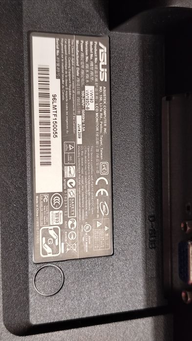 50Monitor Asus VW193 19 cali