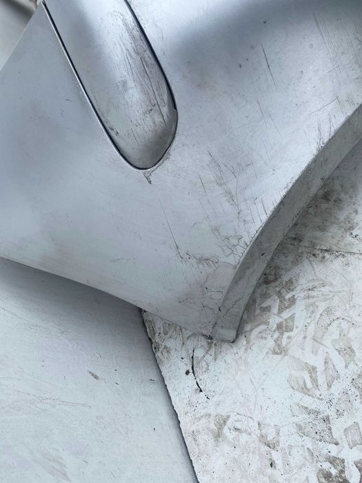 Mitsubishi Colt Zderzak Tylny Tył Srebrny Kod lakieru: 08H